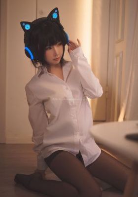 亚洲伦片免费看_HD超清免费观看
